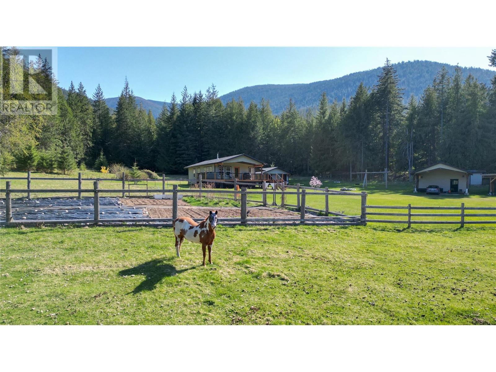784 Lewis Road Property Photo