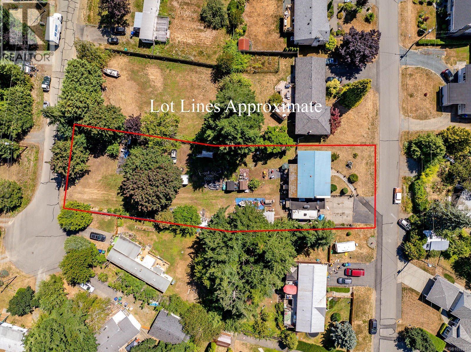 4732 Oakridge Dr Property Photo 3