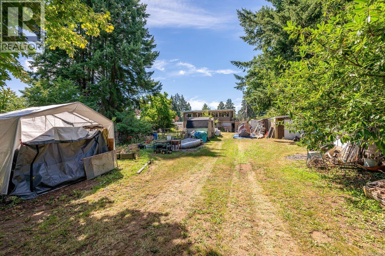 4732 Oakridge Dr Property Photo 10