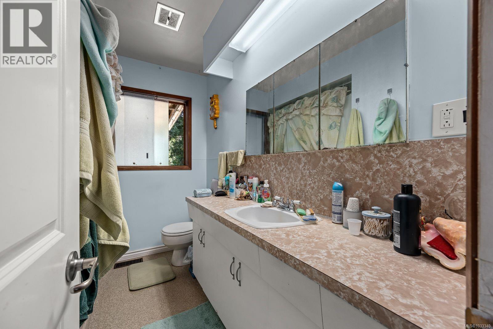 4732 Oakridge Dr Property Photo 18