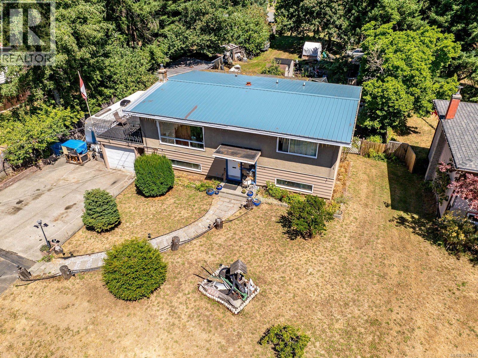 4732 Oakridge Dr Property Photo 36