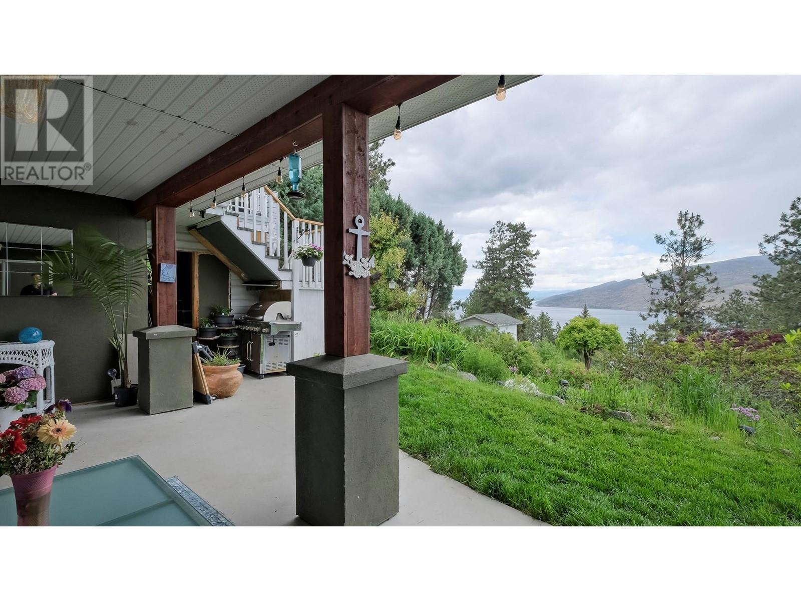 6471 Vernon Avenue Property Photo 41