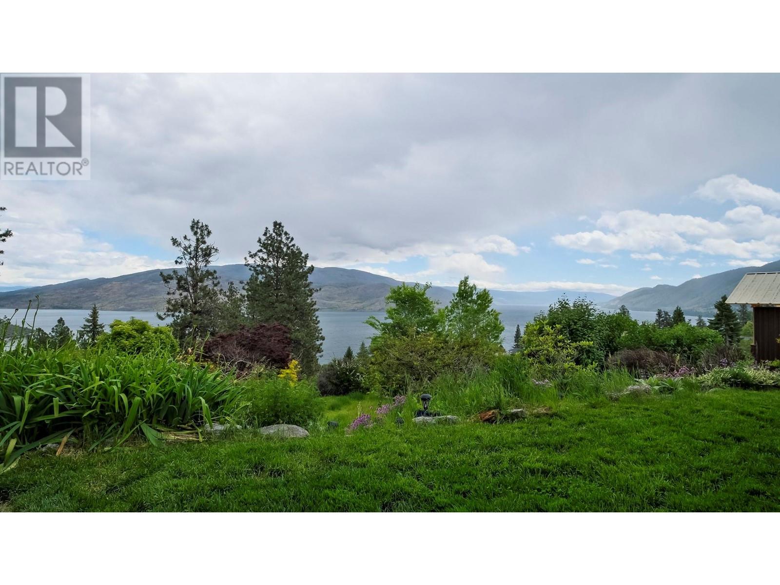 6471 Vernon Avenue Property Photo 42
