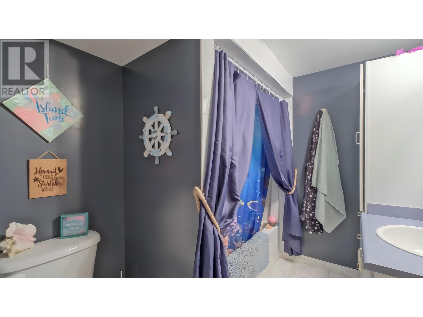 6471 Vernon Avenue Property Photo 46