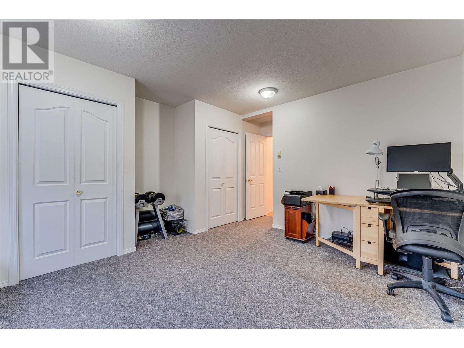 2710 Catherine Place Property Photo 14