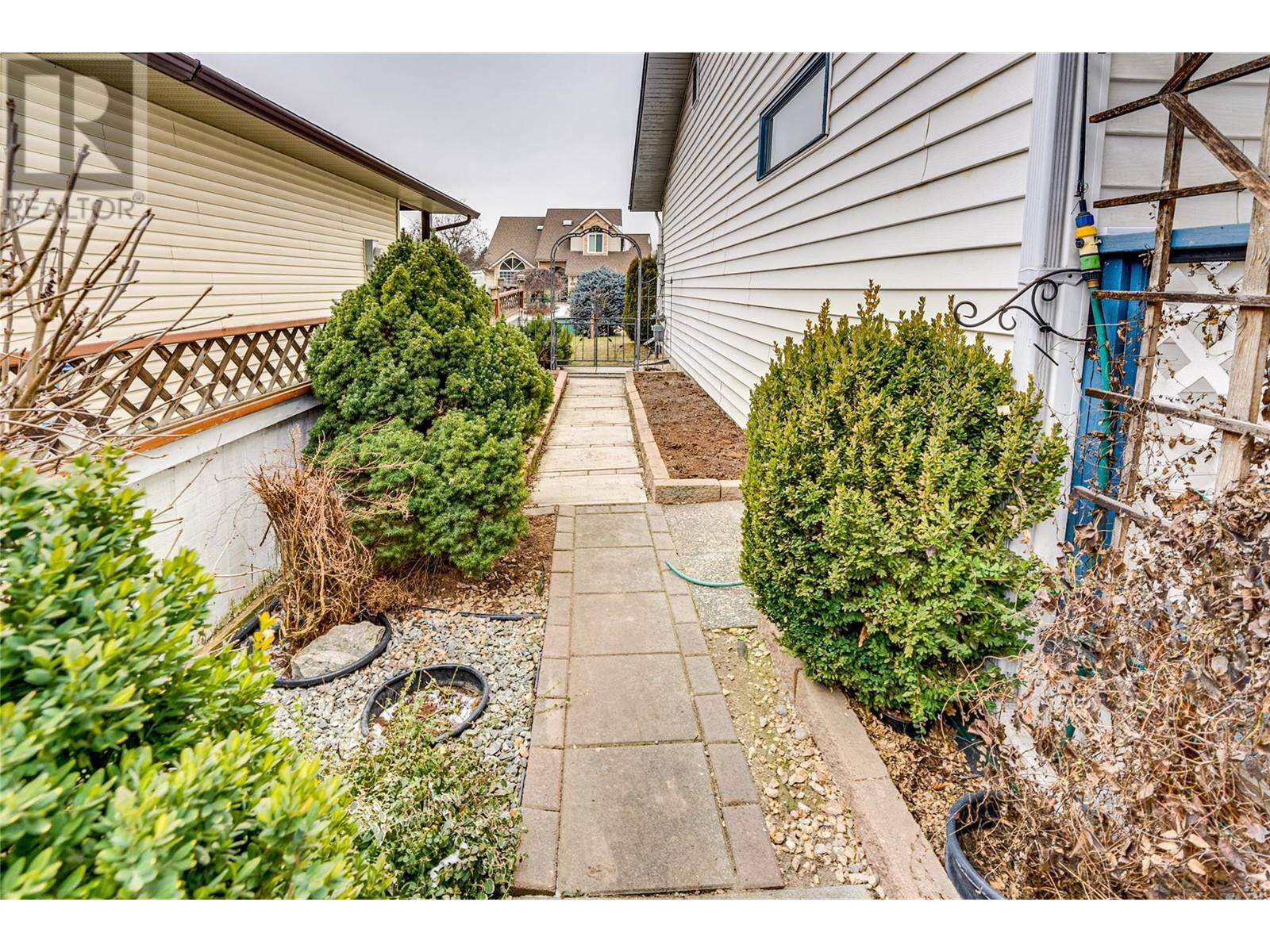 2710 Catherine Place Property Photo 44