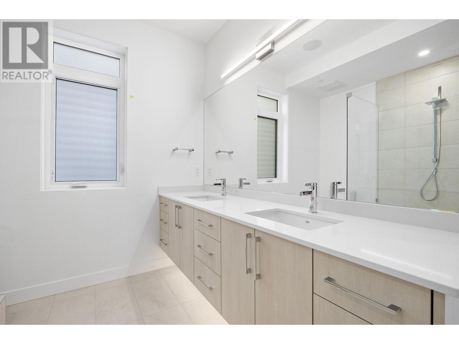 6008 Princess Street Property Photo 17