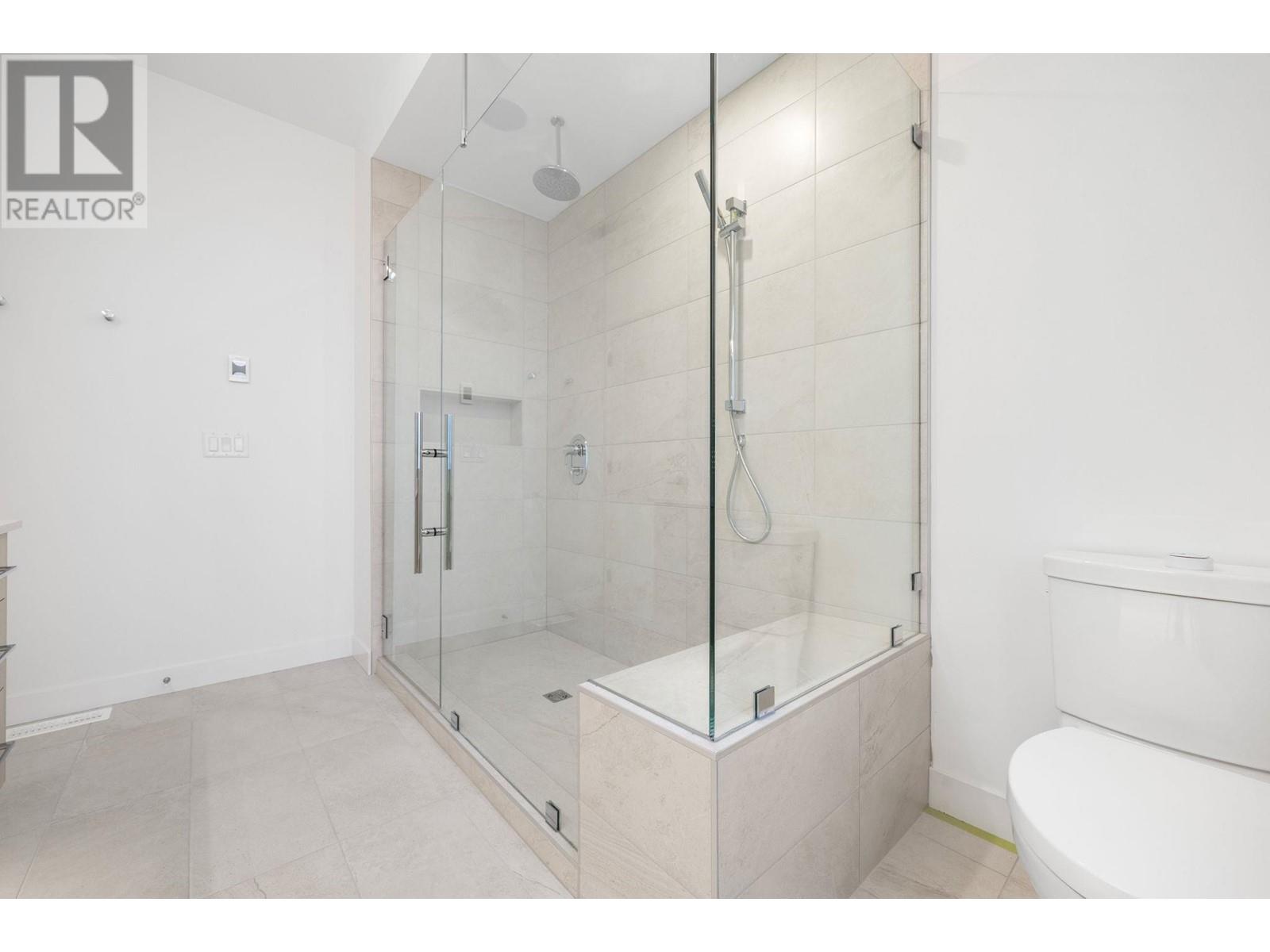 6008 Princess Street Property Photo 18