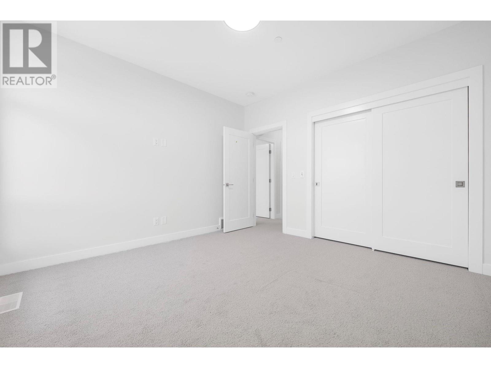 6008 Princess Street Property Photo 27