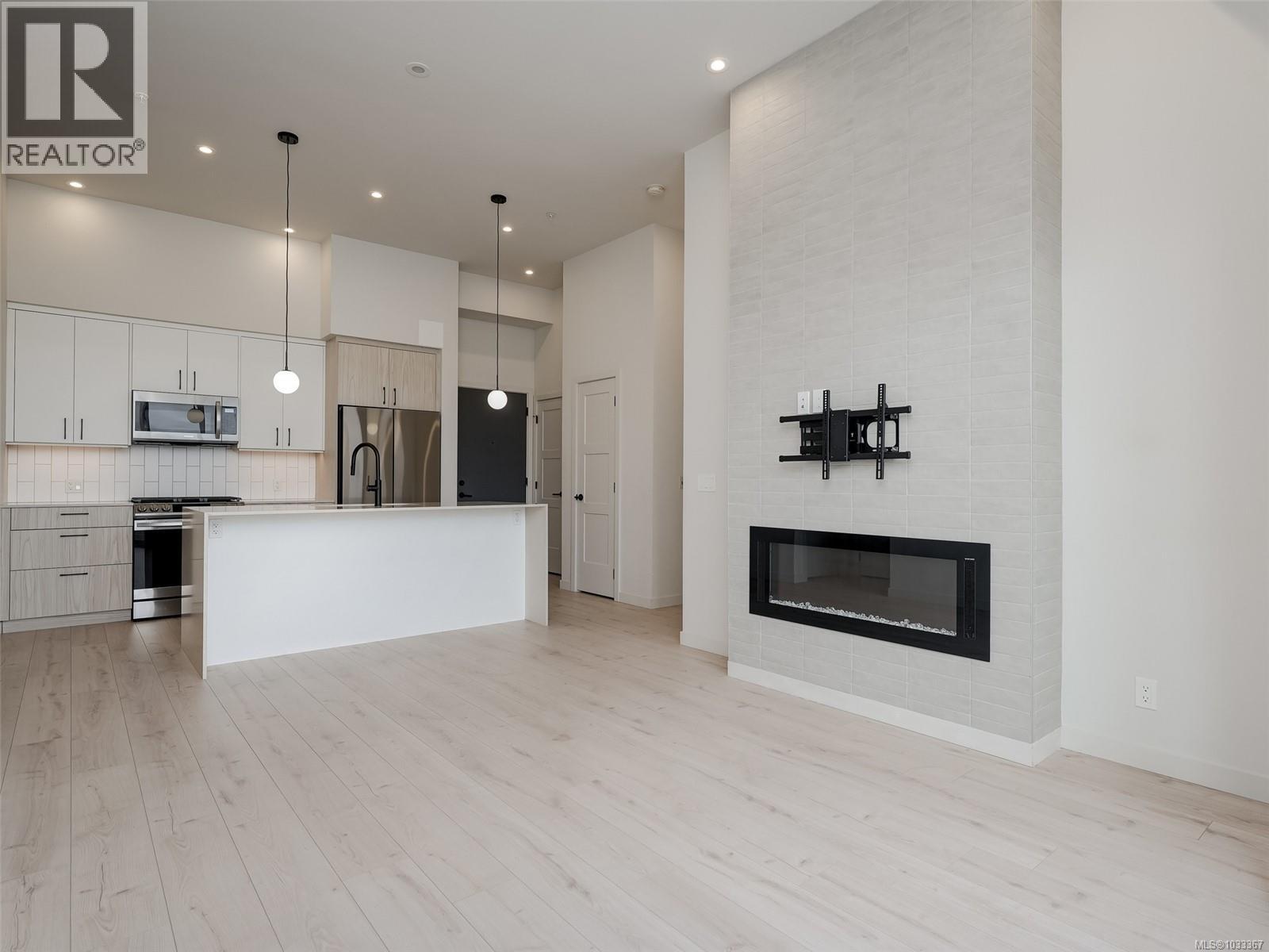 607 958 Pharoah Mews Property Photo 5