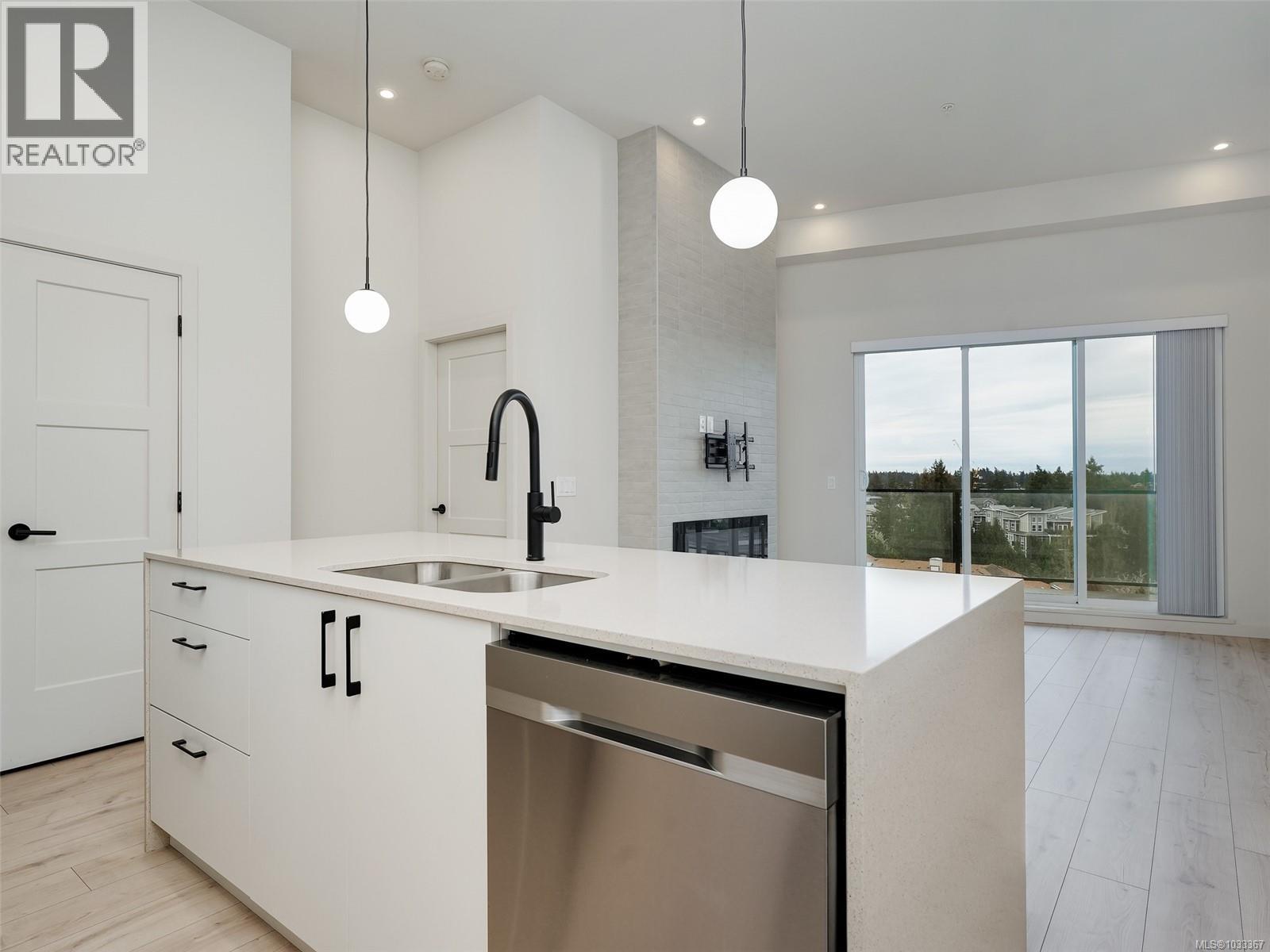 607 958 Pharoah Mews Property Photo 11