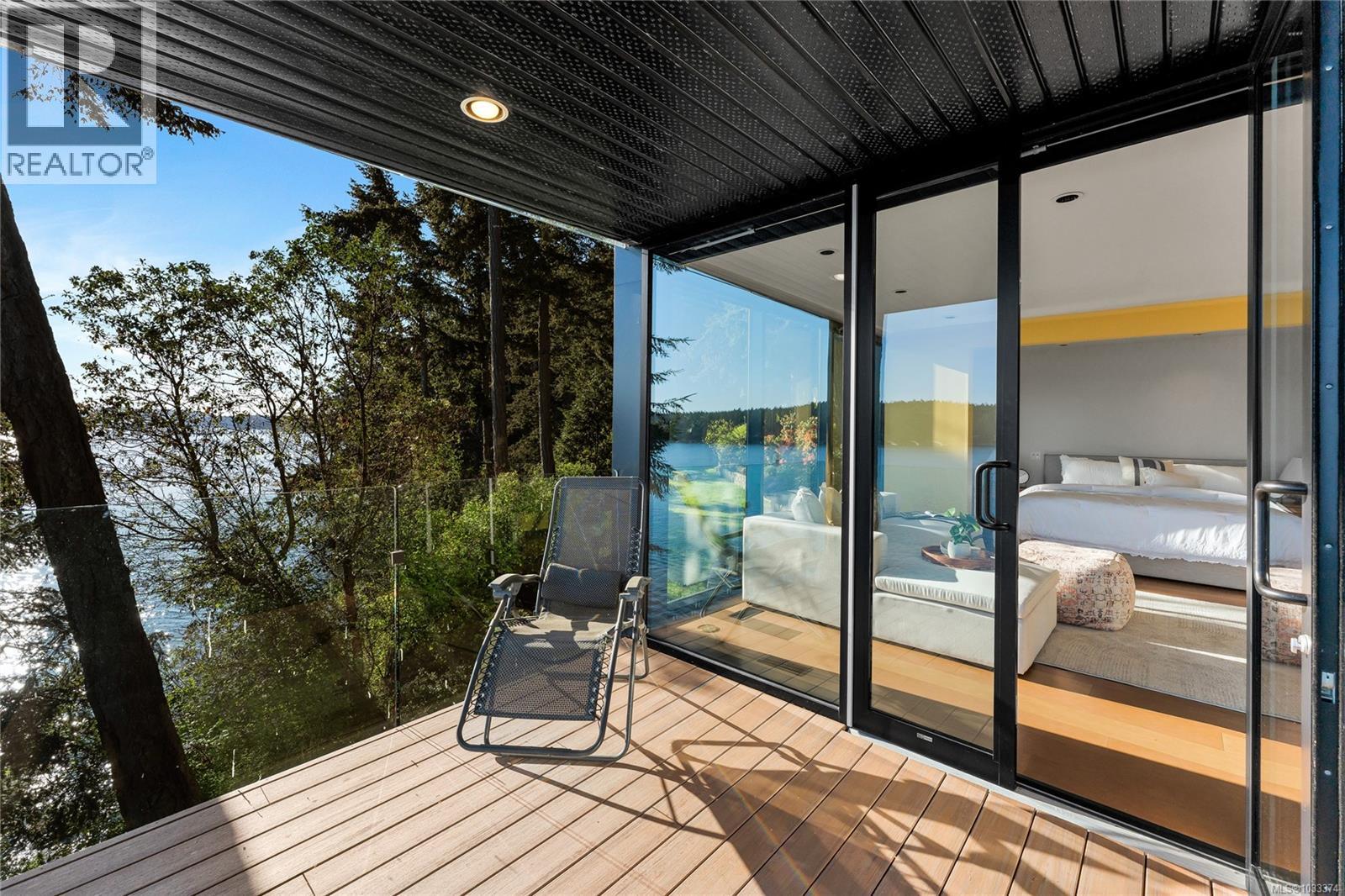 1676 Lands End Rd Property Photo 29