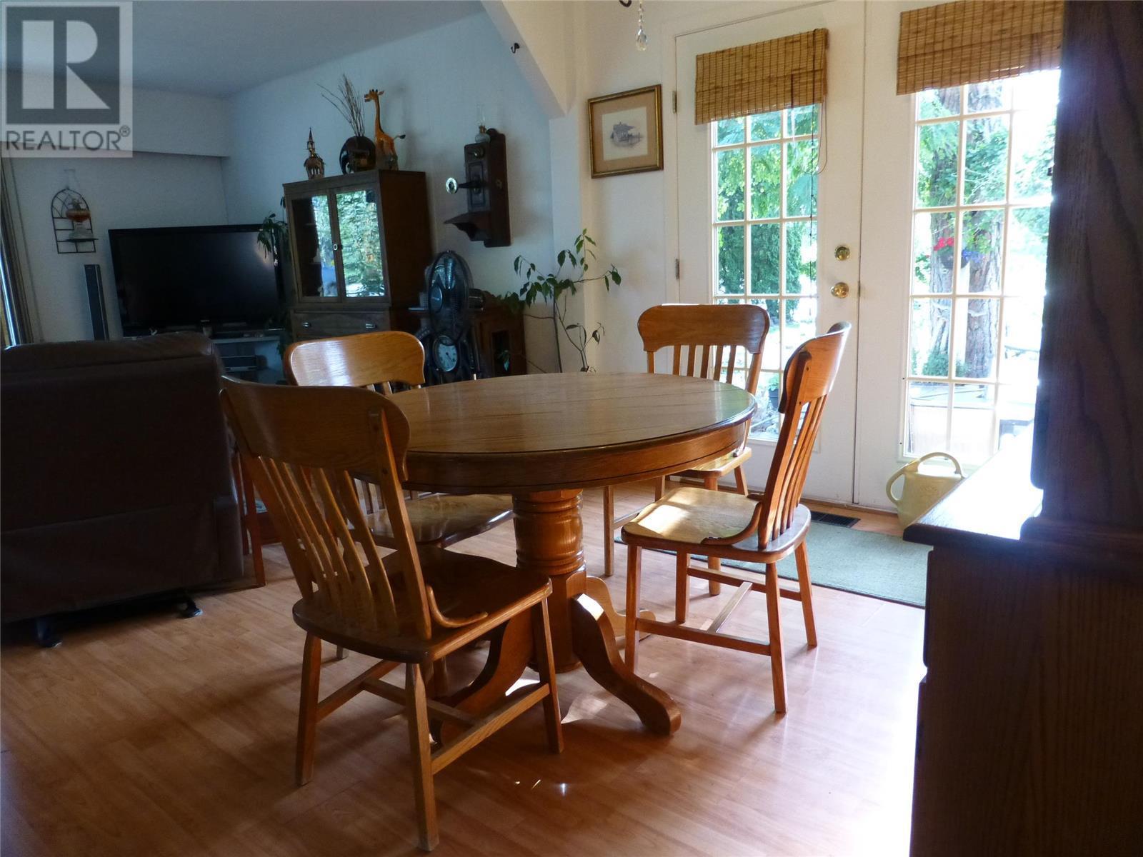 510 / 520 Beaver Lake Road Property Photo 2