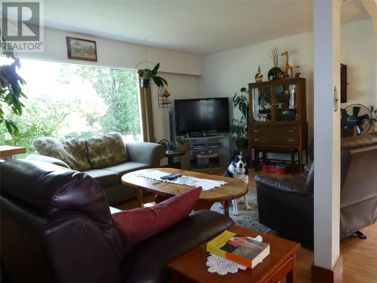 510 / 520 Beaver Lake Road Property Photo 3