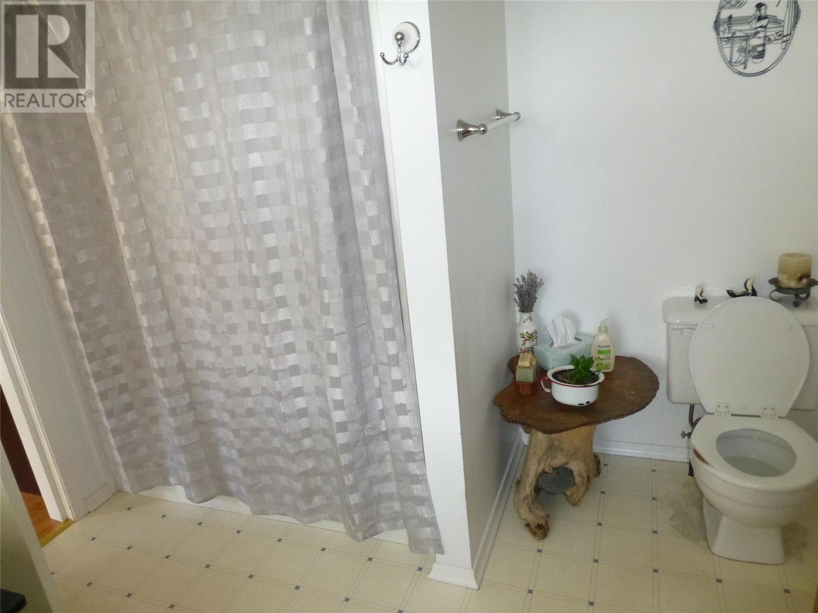 510 / 520 Beaver Lake Road Property Photo 5