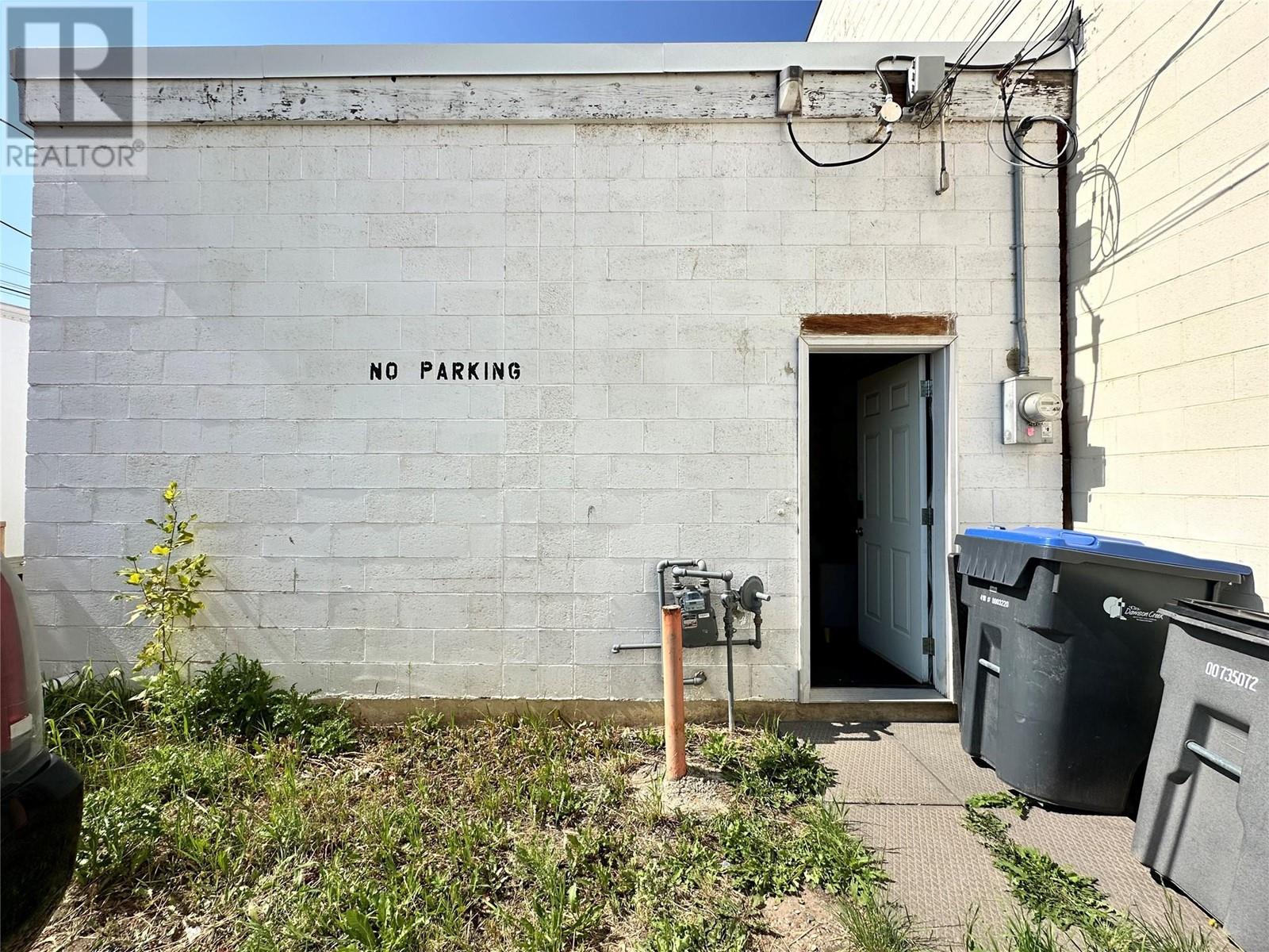 10220 10 Street Property Photo 24