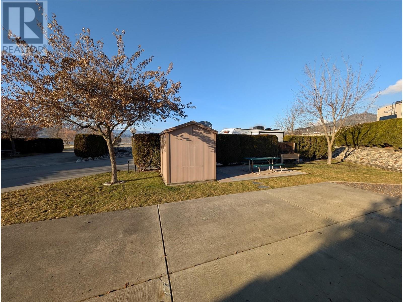 8000 Highland Road Unit# 16 Property Photo 14