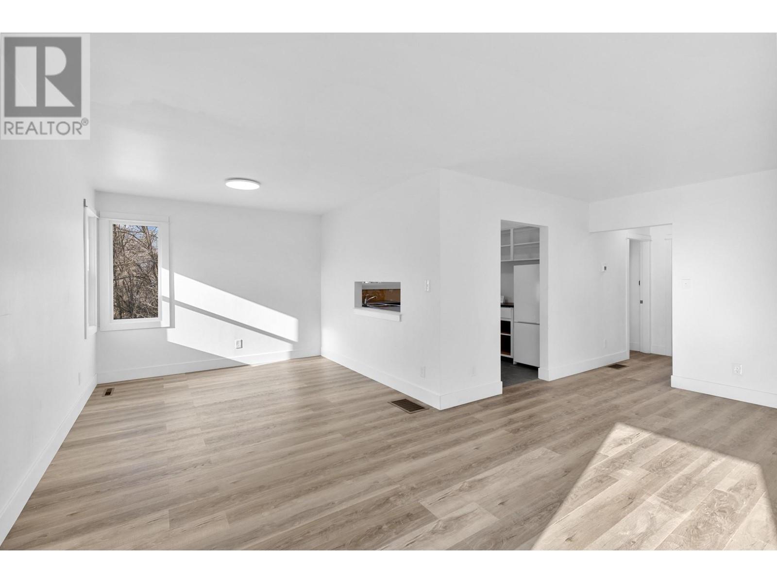 608 Browne Road Property Photo 10
