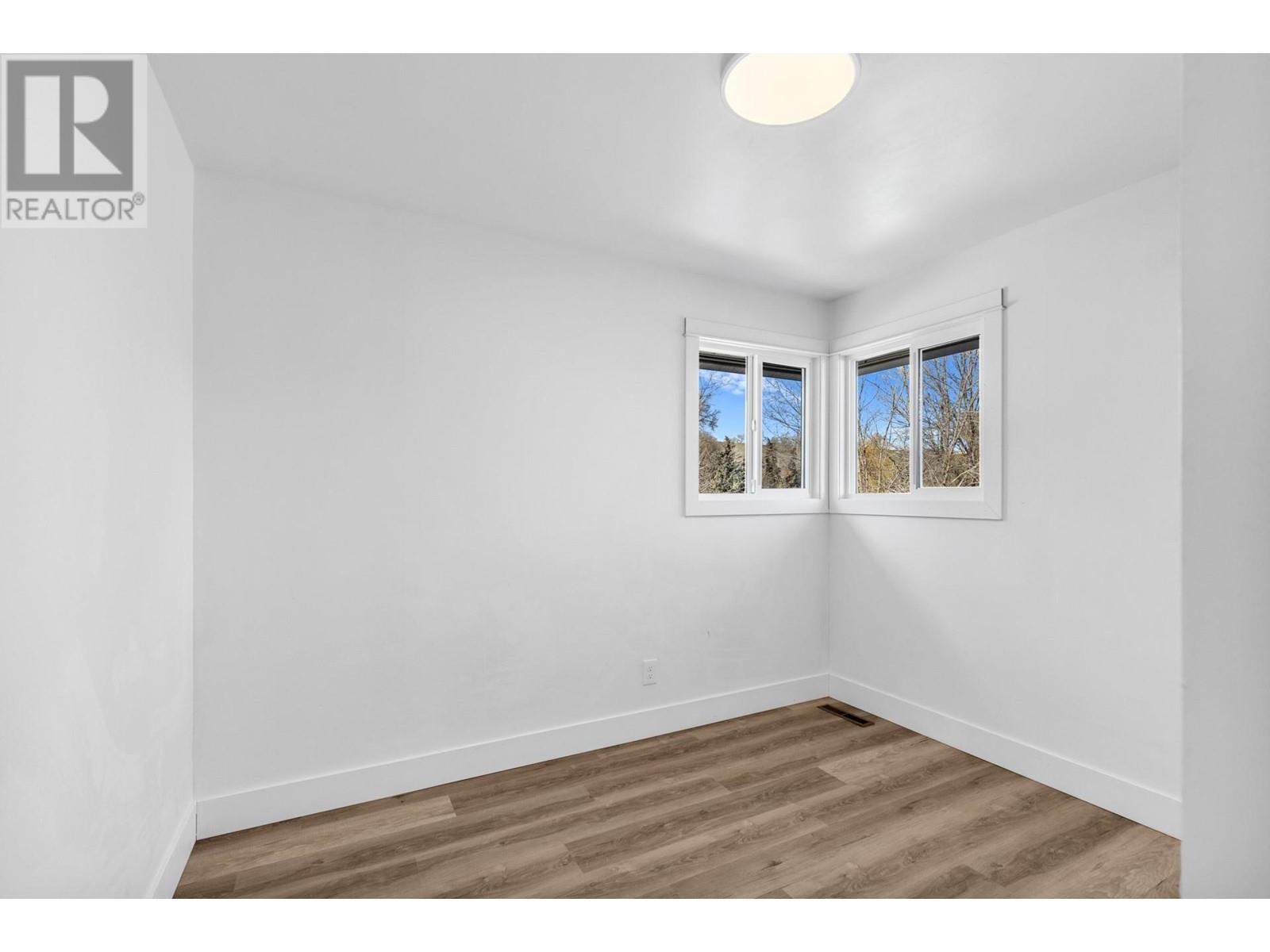608 Browne Road Property Photo 13