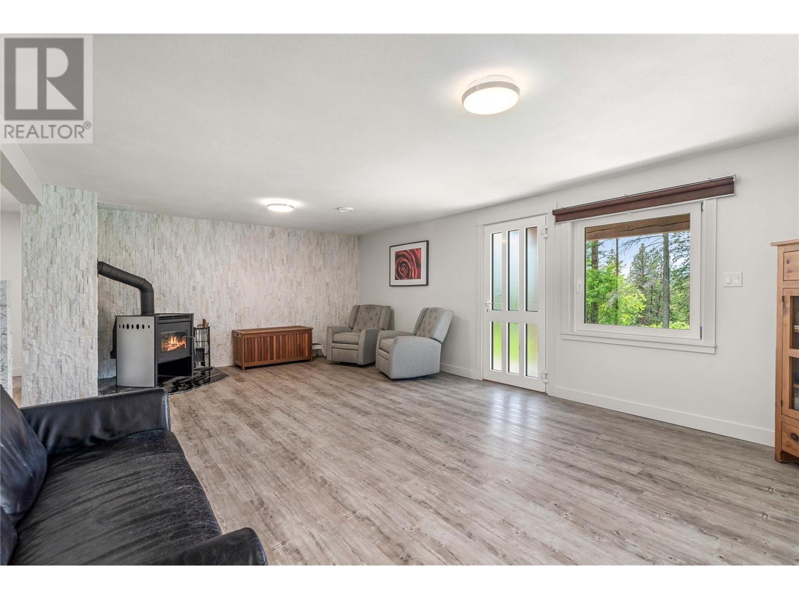 5308 Law Street Property Photo 35