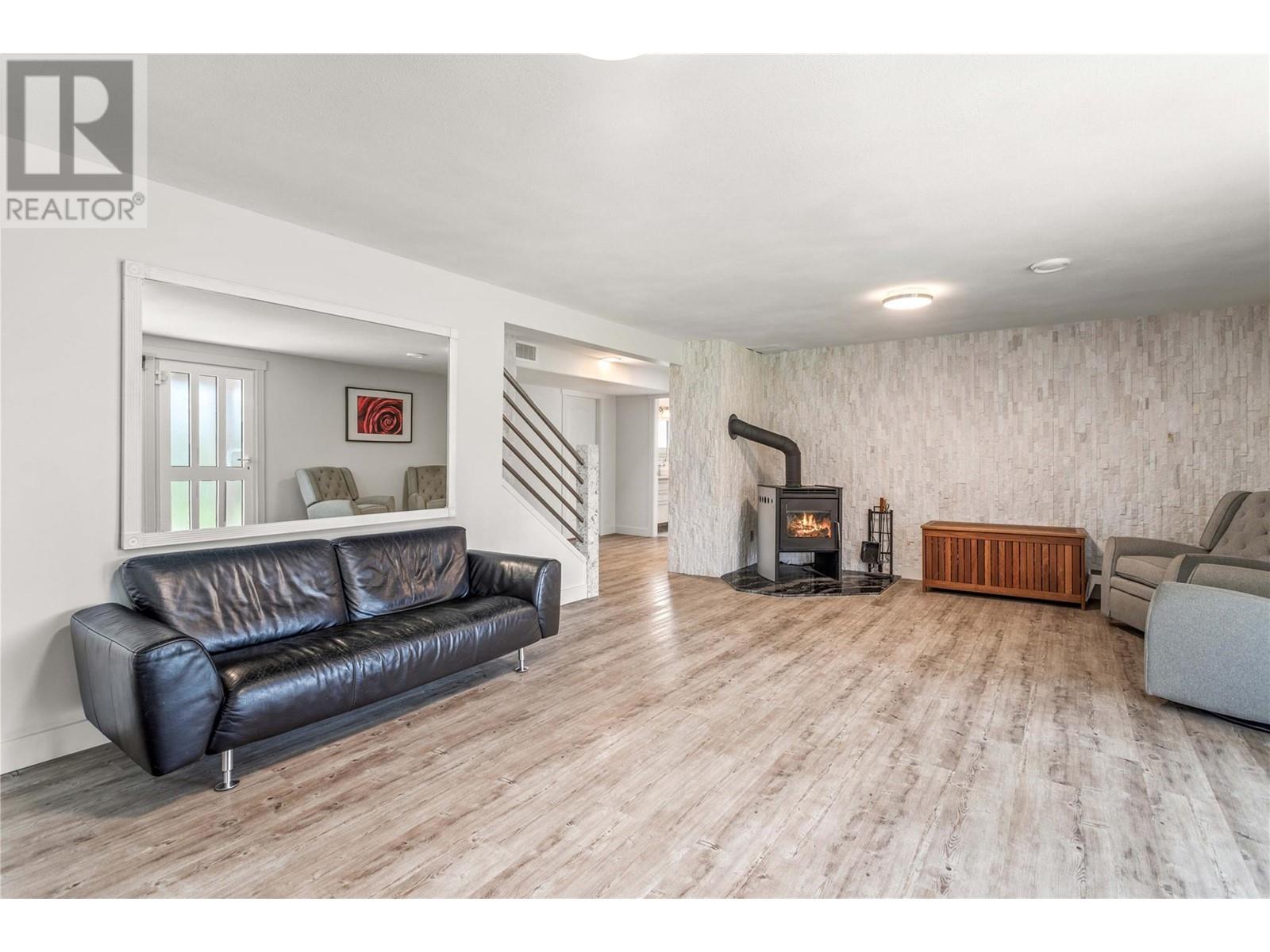 5308 Law Street Property Photo 36