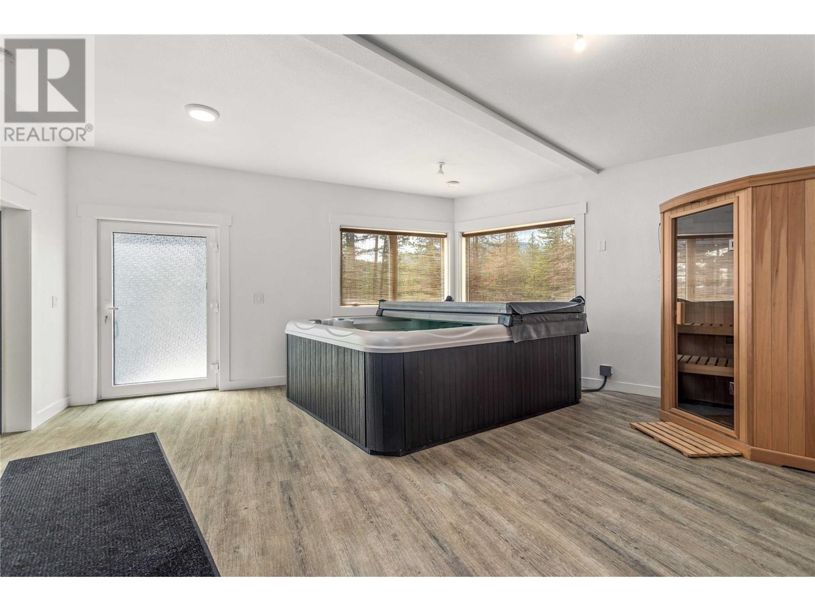 5308 Law Street Property Photo 40