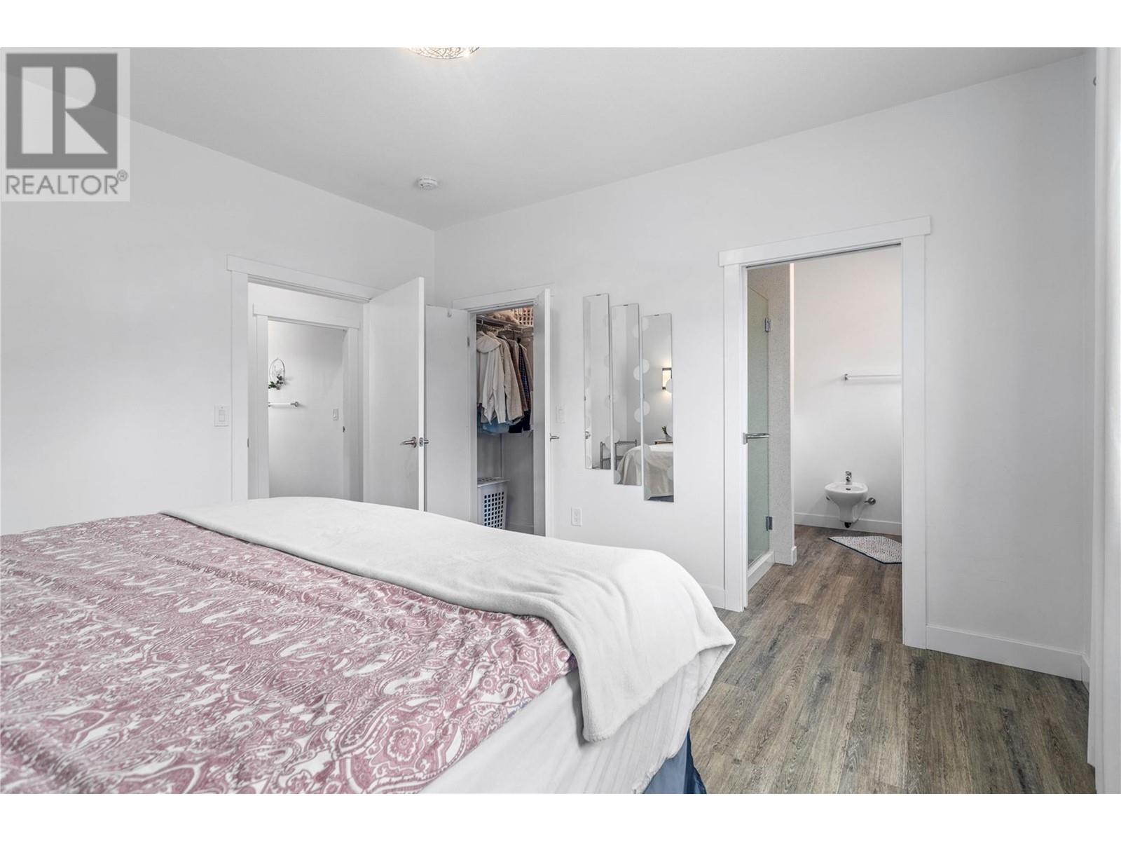 5308 Law Street Property Photo 56