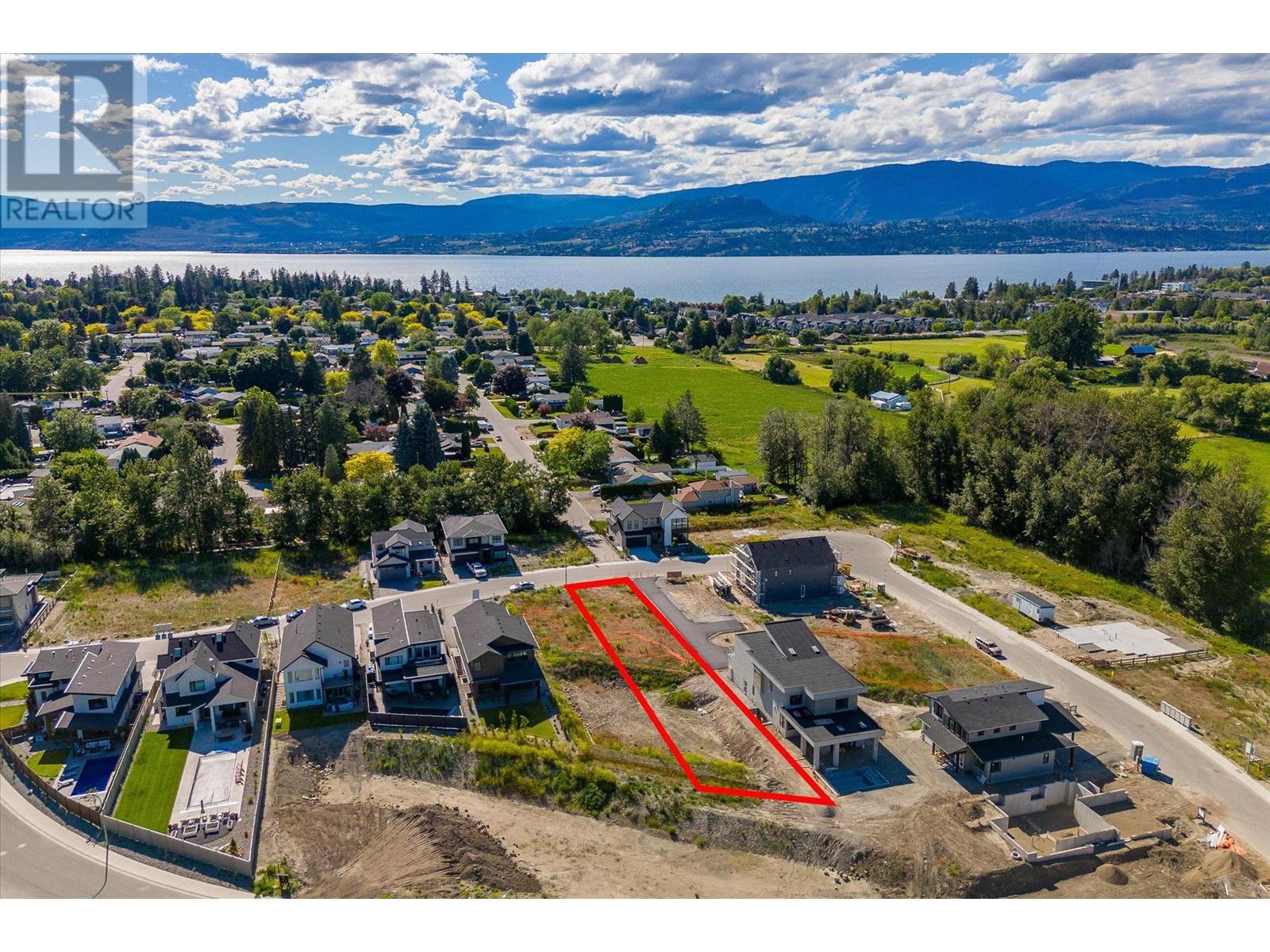 4201 Russo Street Property Photo 4