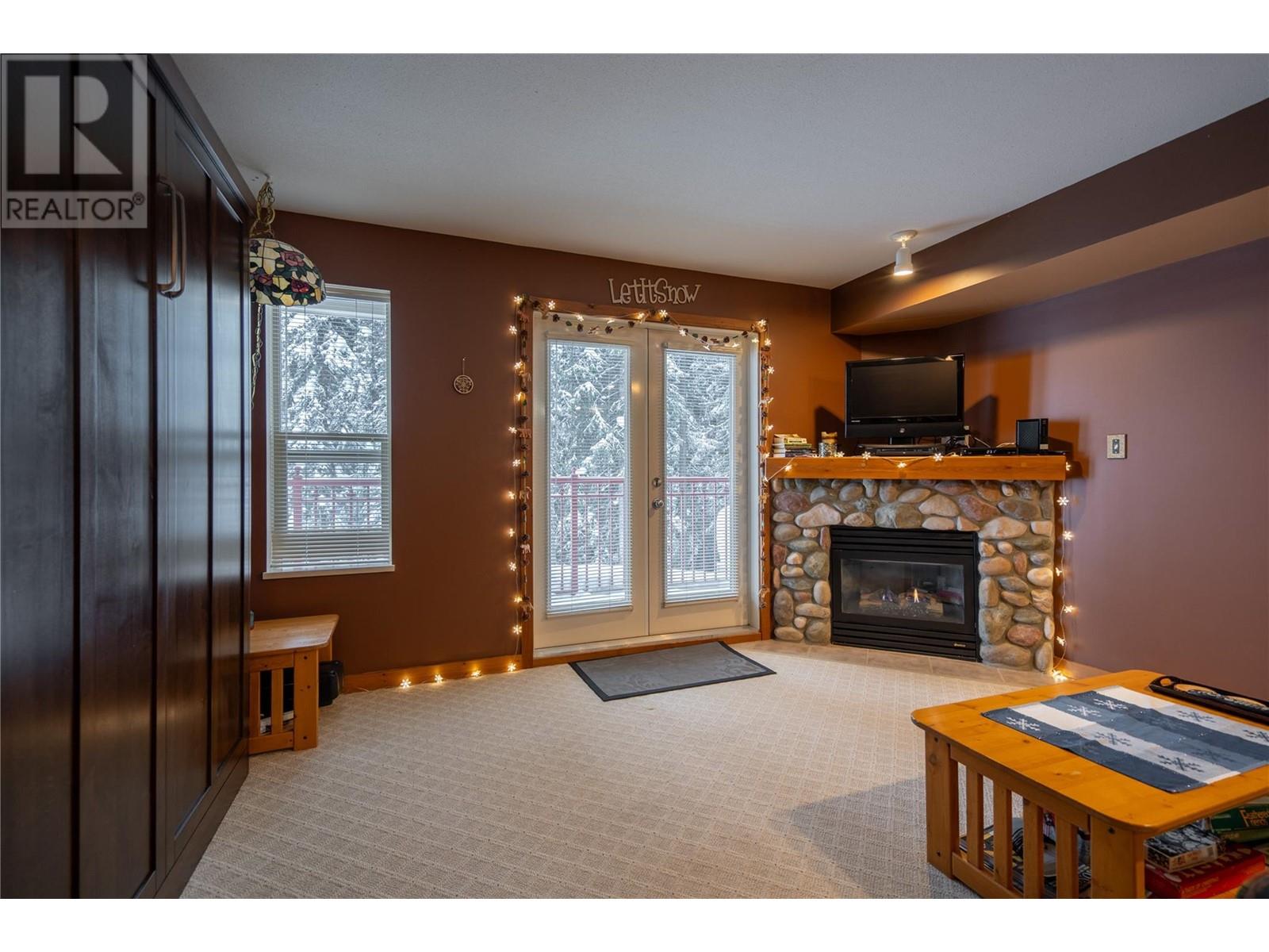9812 Silver Star Road Unit# 213 Property Photo 2