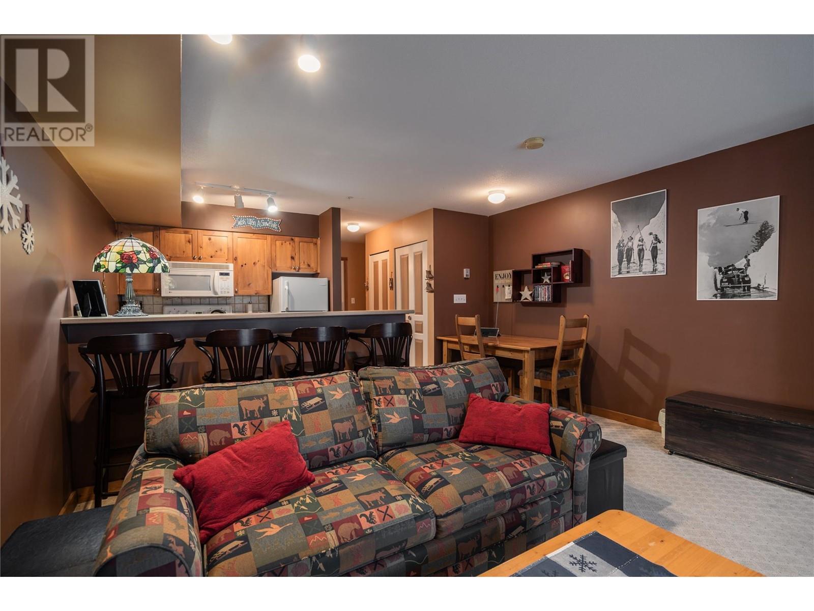 9812 Silver Star Road Unit# 213 Property Photo 4