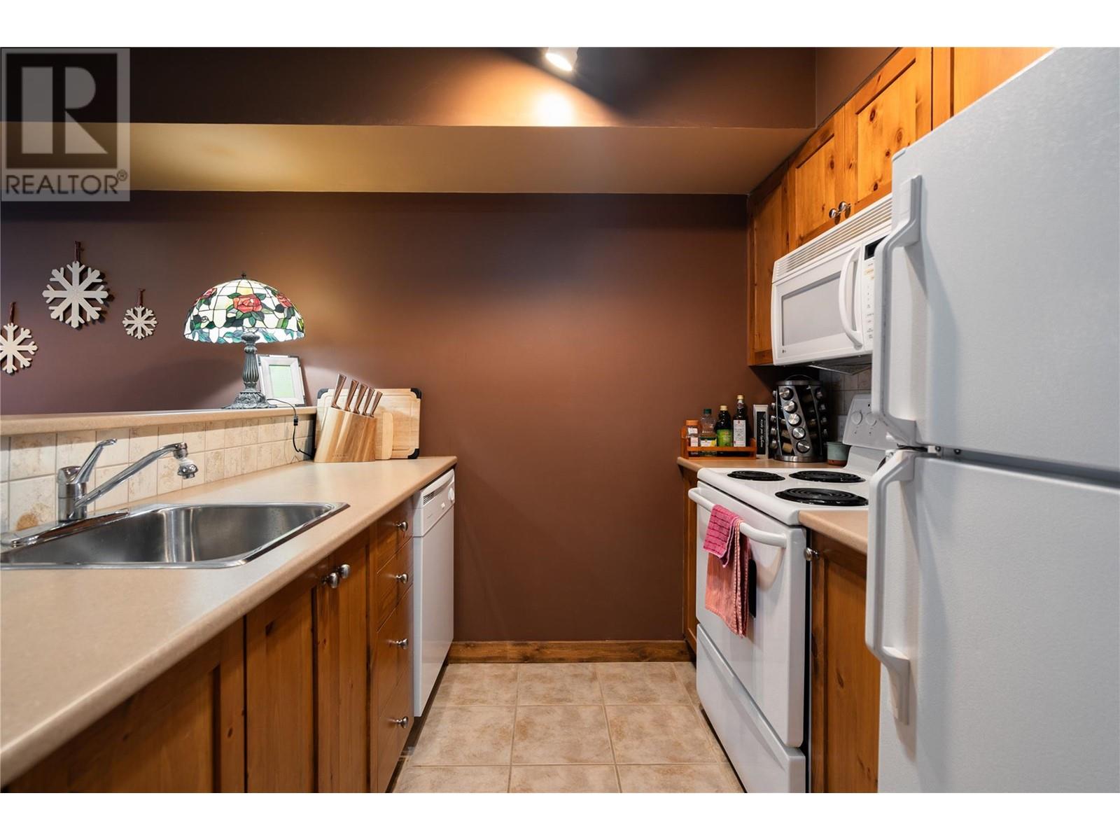 9812 Silver Star Road Unit# 213 Property Photo 11