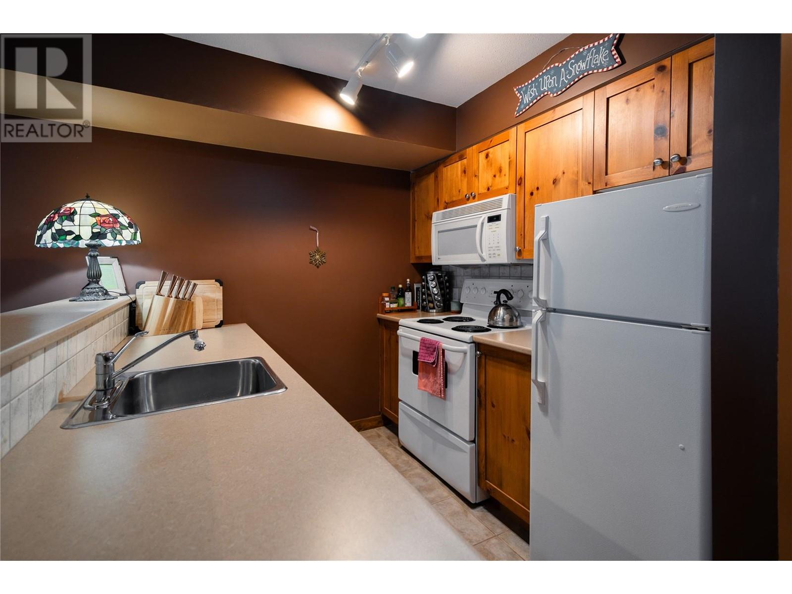 9812 Silver Star Road Unit# 213 Property Photo 12