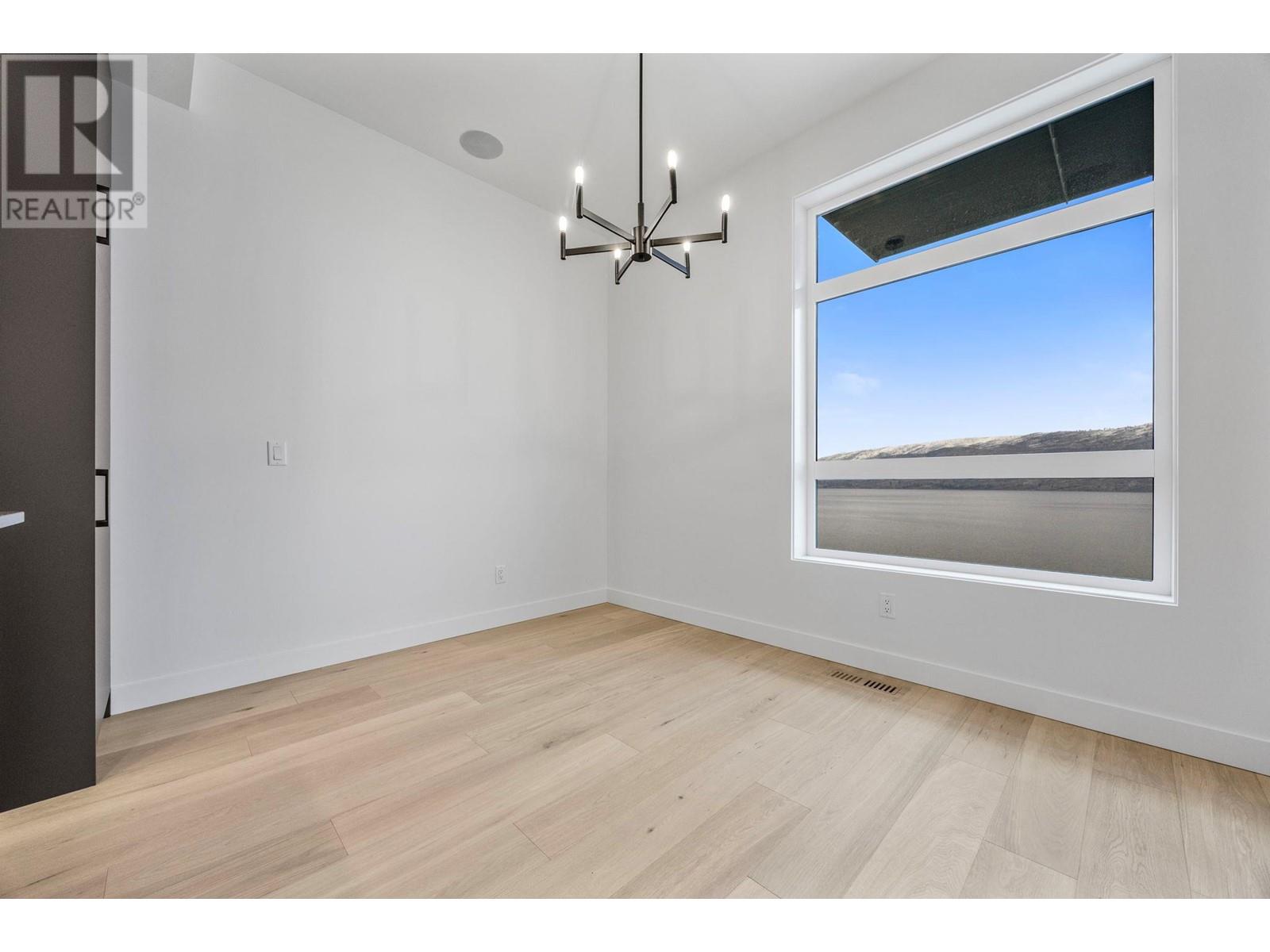 6012 Princess Street Property Photo 11