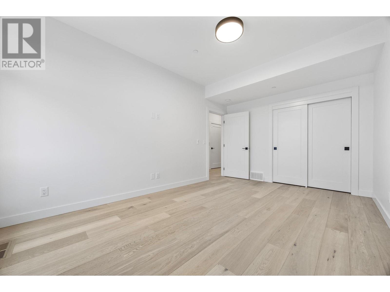 6012 Princess Street Property Photo 32