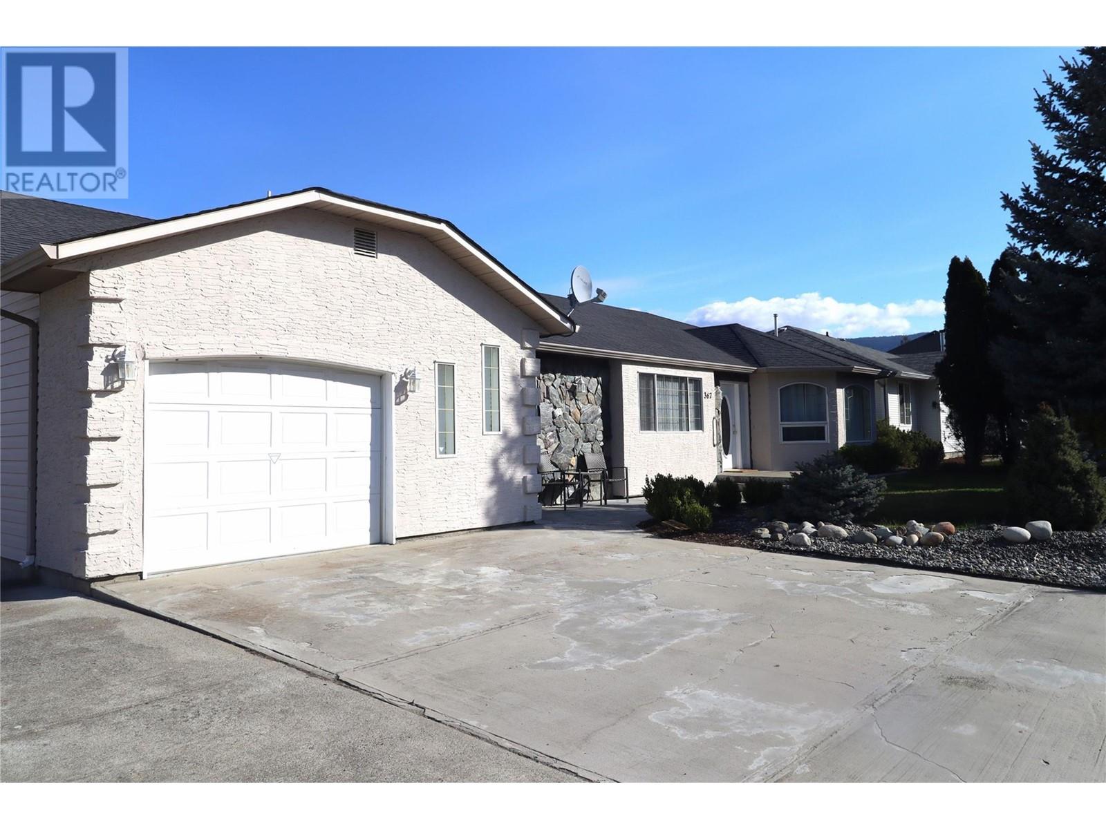 367 Oriole Way Property Photo 1