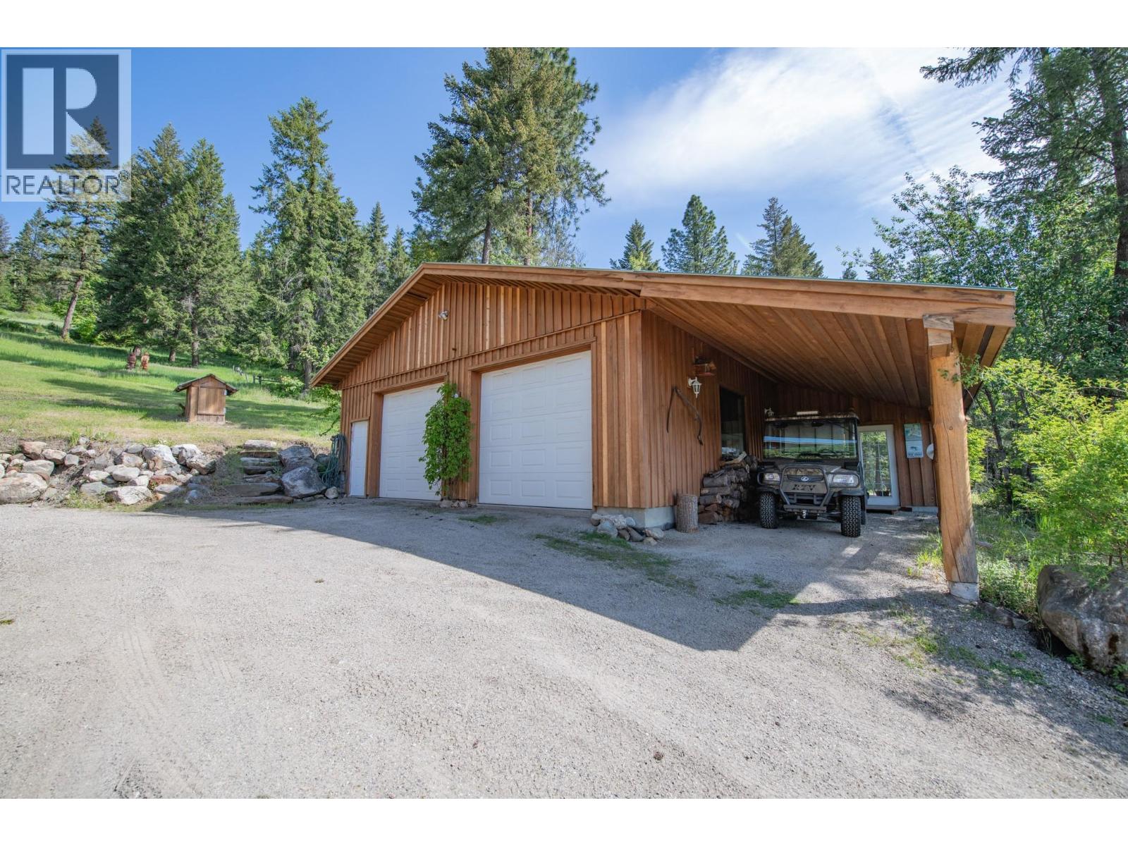 233 Albers Road Property Photo 3