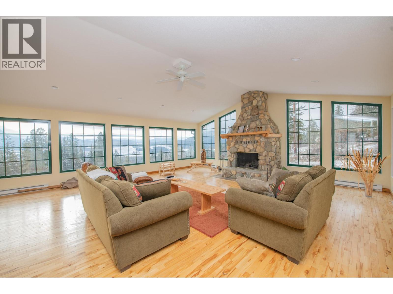 233 Albers Road Property Photo 11