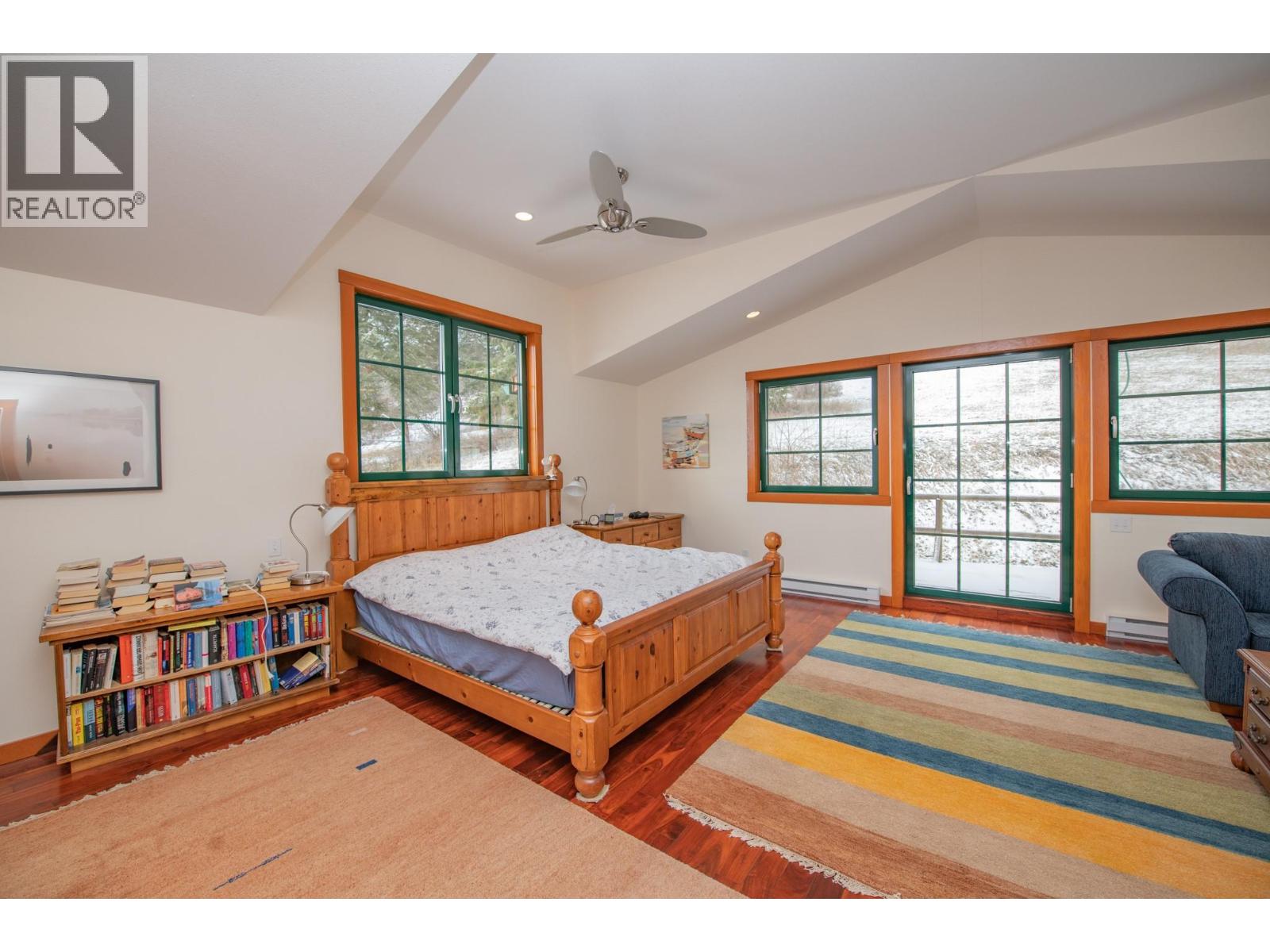 233 Albers Road Property Photo 32