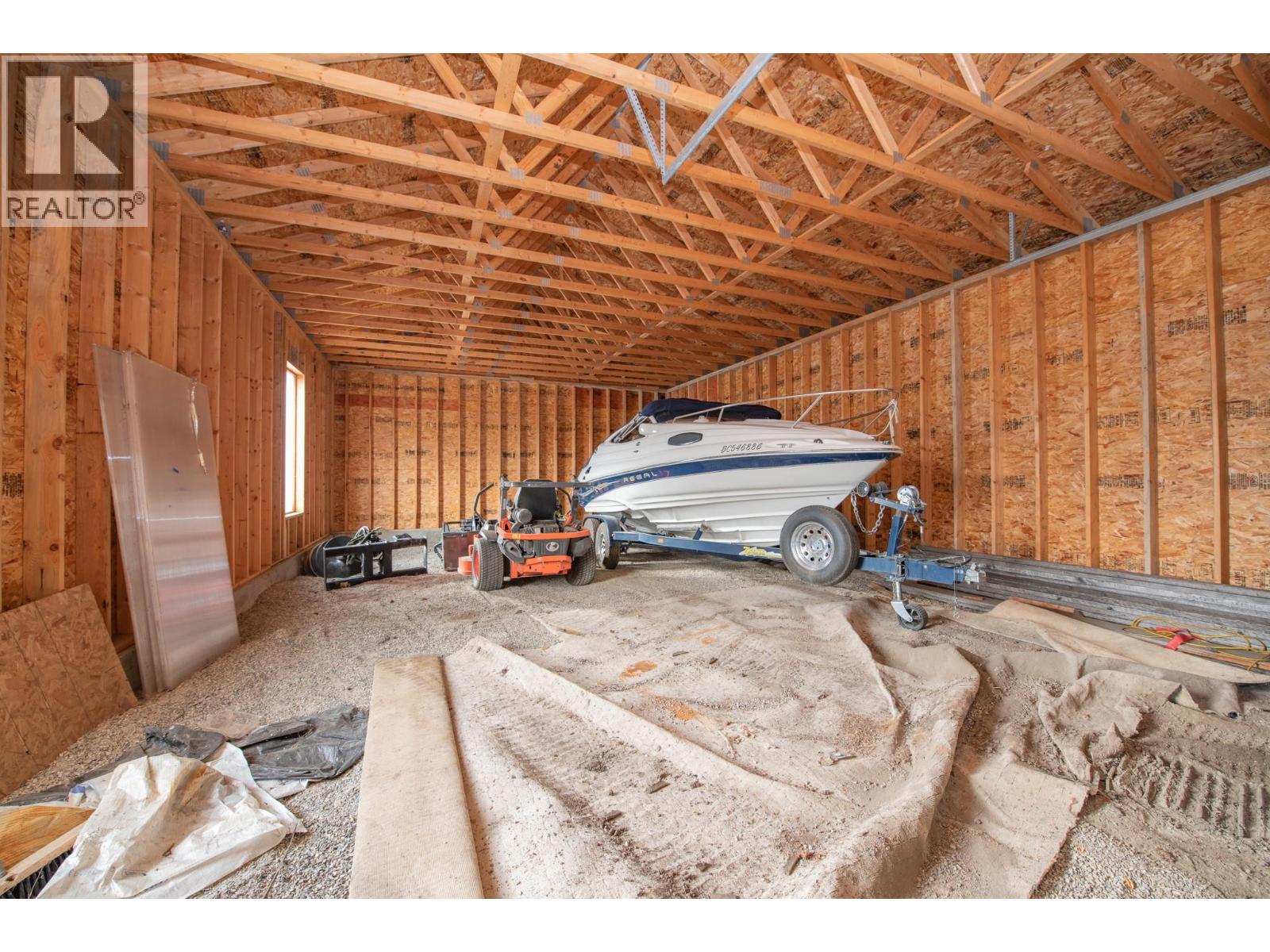 233 Albers Road Property Photo 48