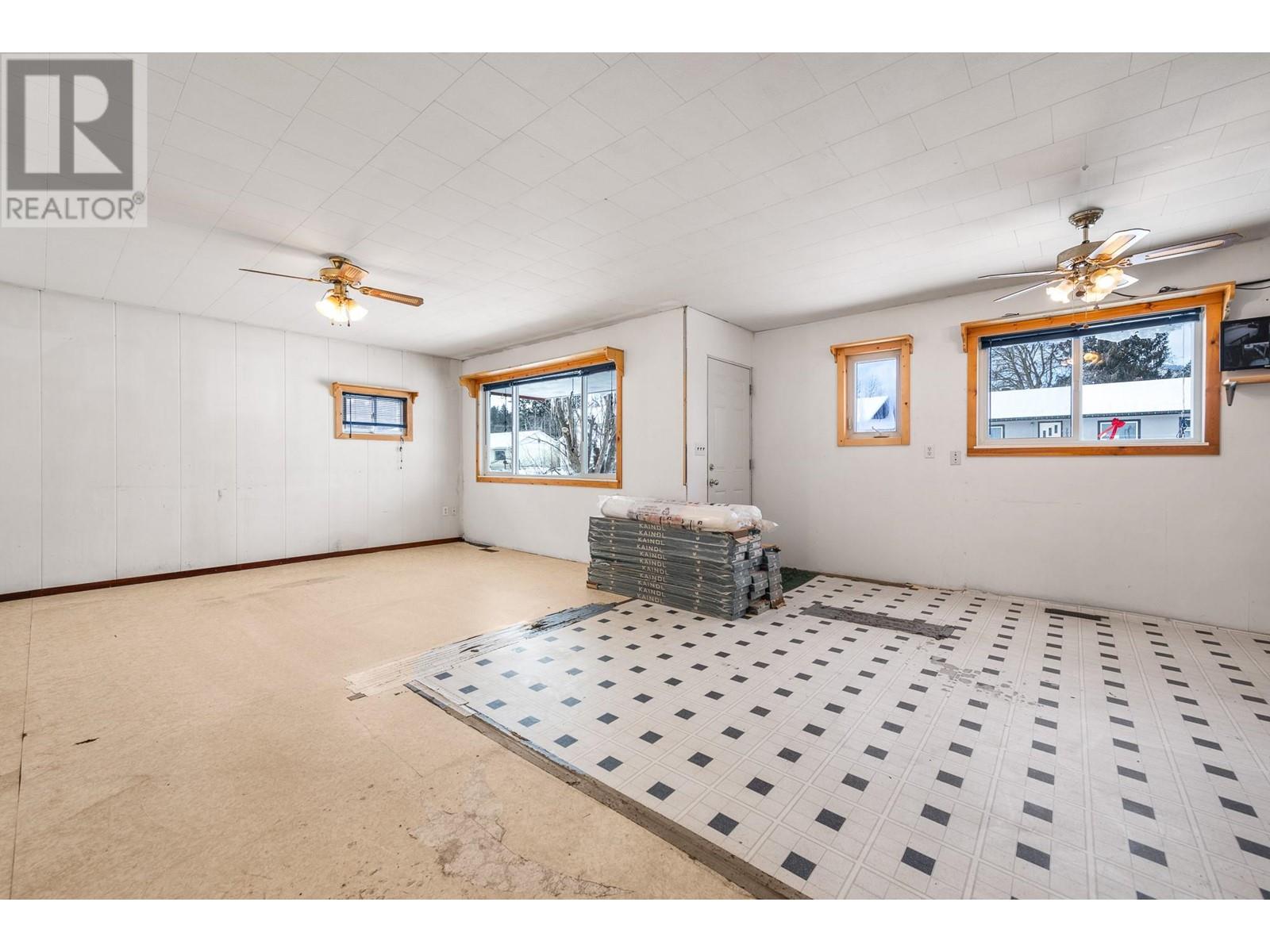 2930 Moray Street Property Photo 8