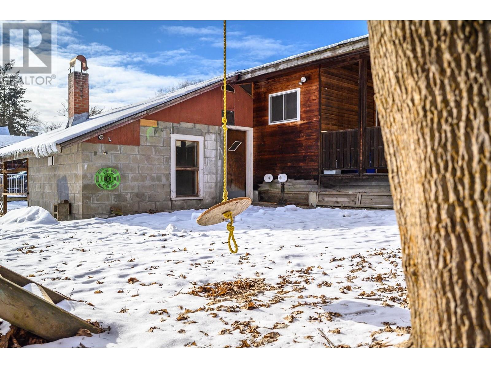 2930 Moray Street Property Photo 32