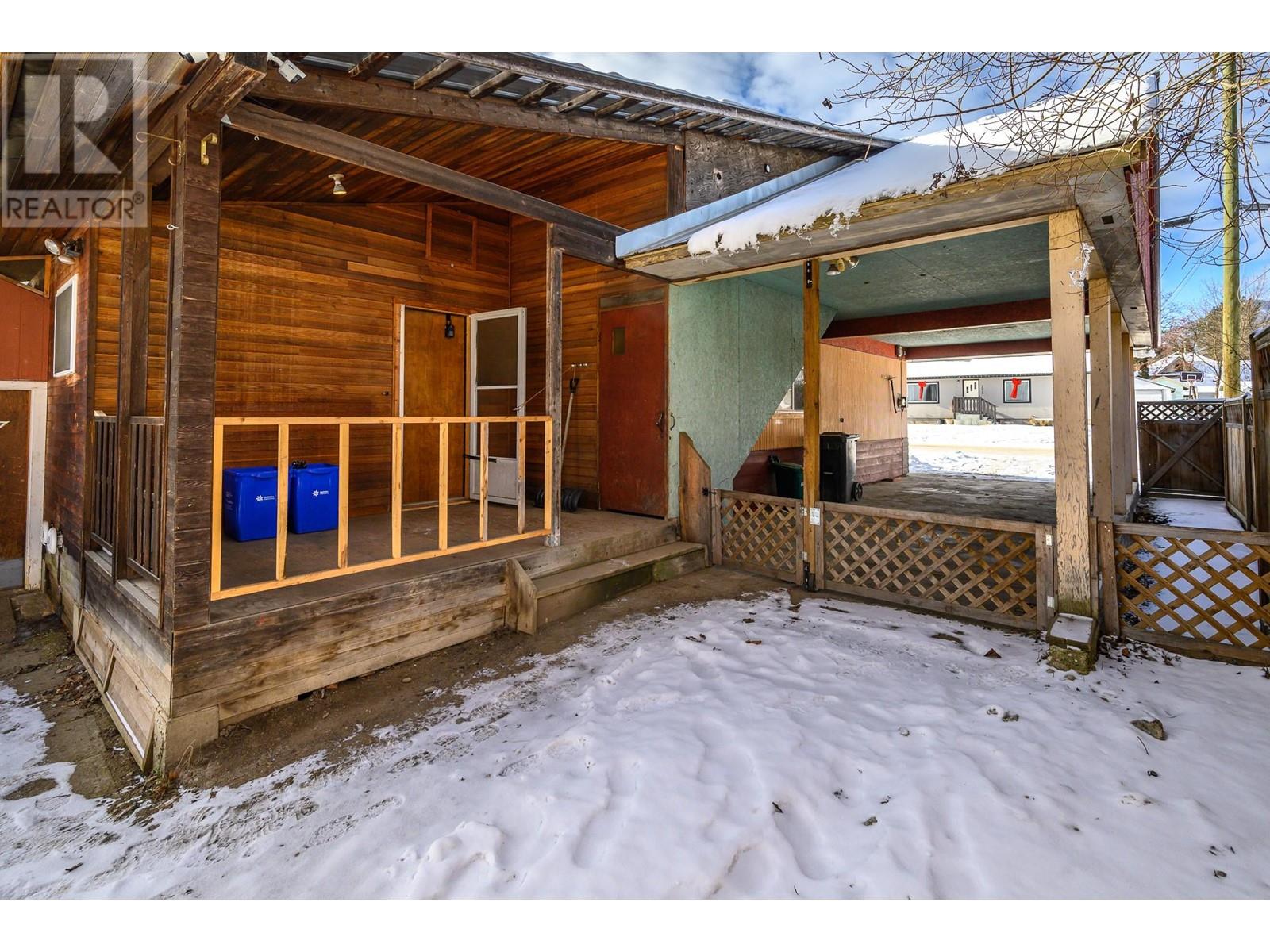 2930 Moray Street Property Photo 38