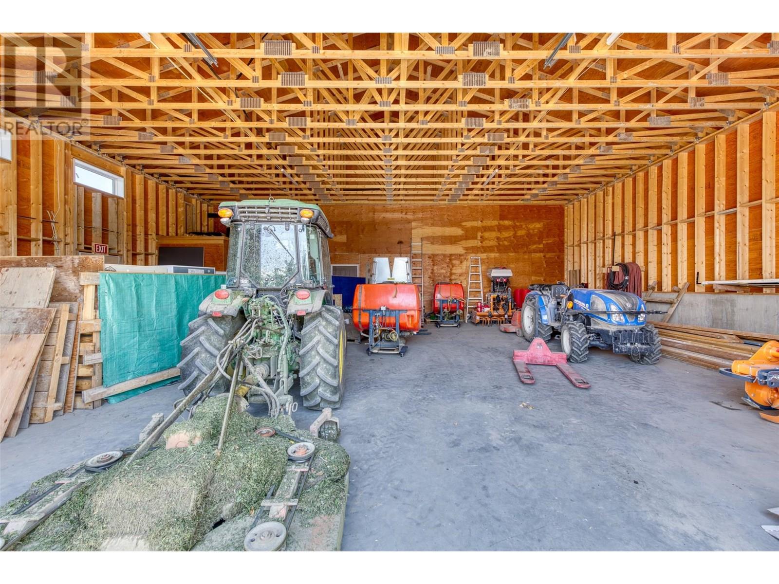 2805 Aikins Loop Property Photo 81