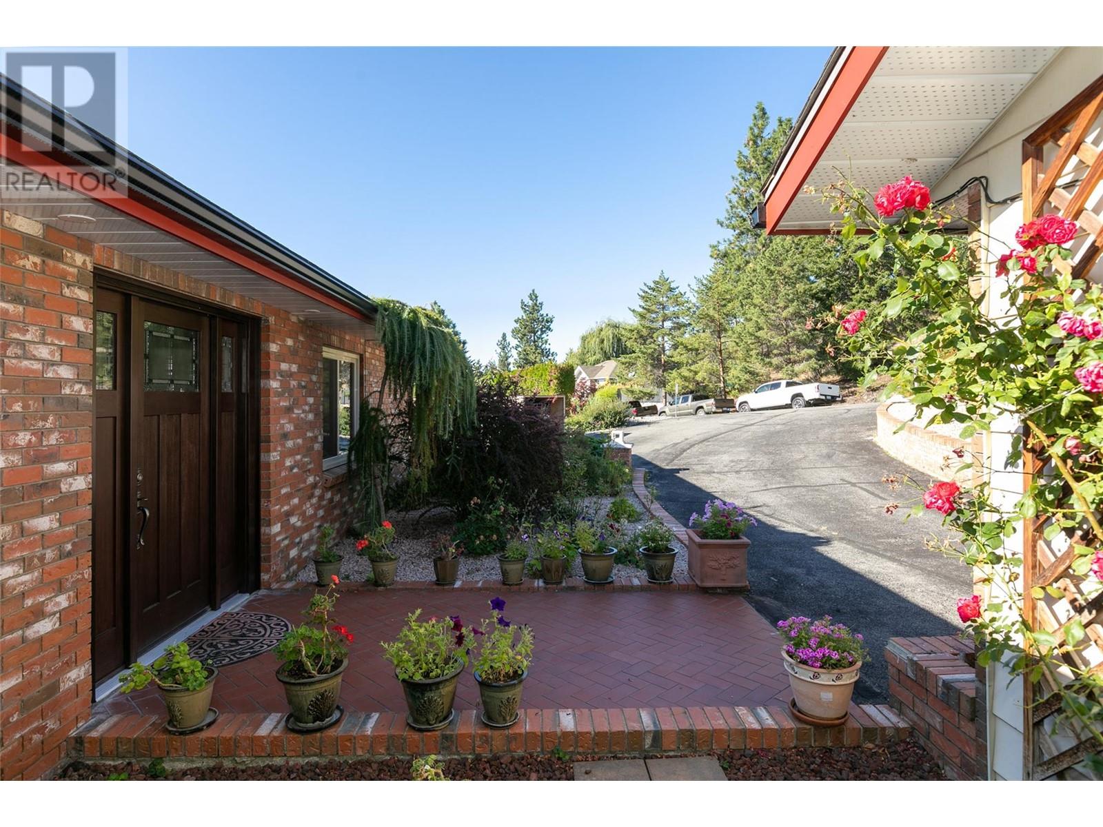 1768 Keloka Drive Property Photo 3
