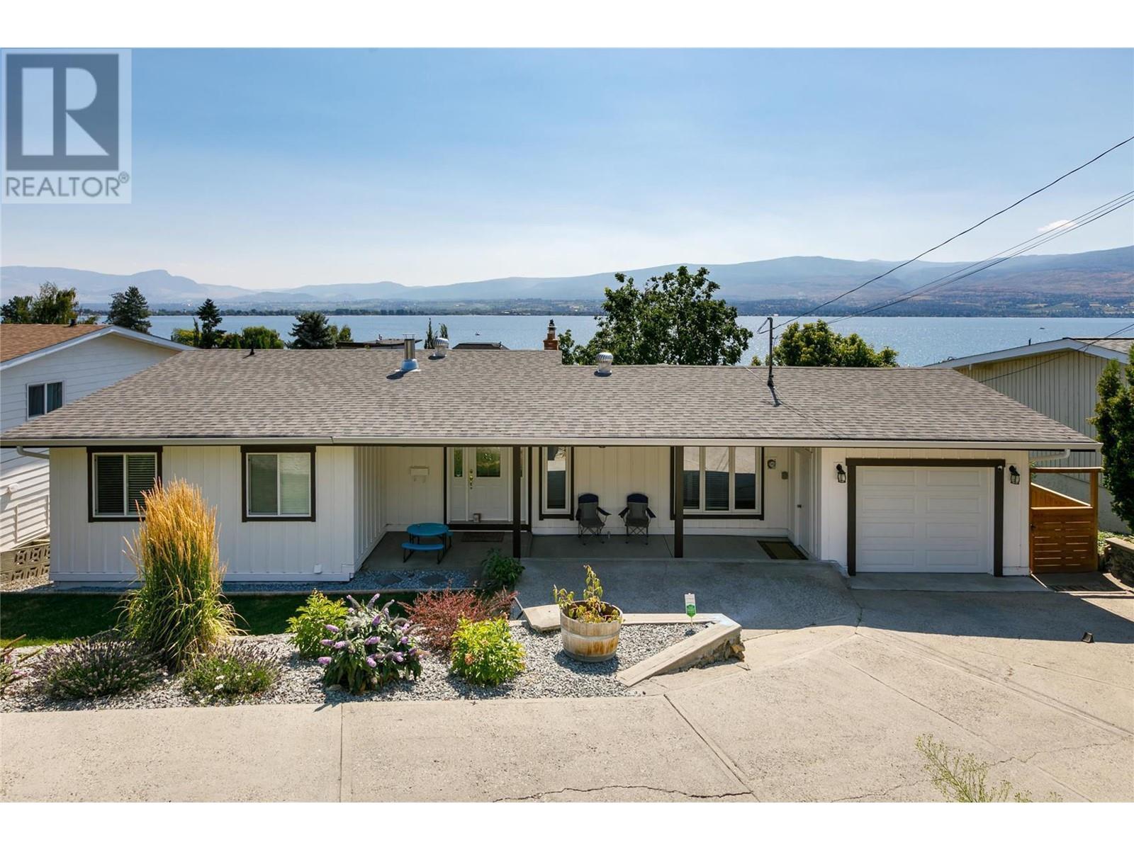 2751 Benedick Road Property Photo 1