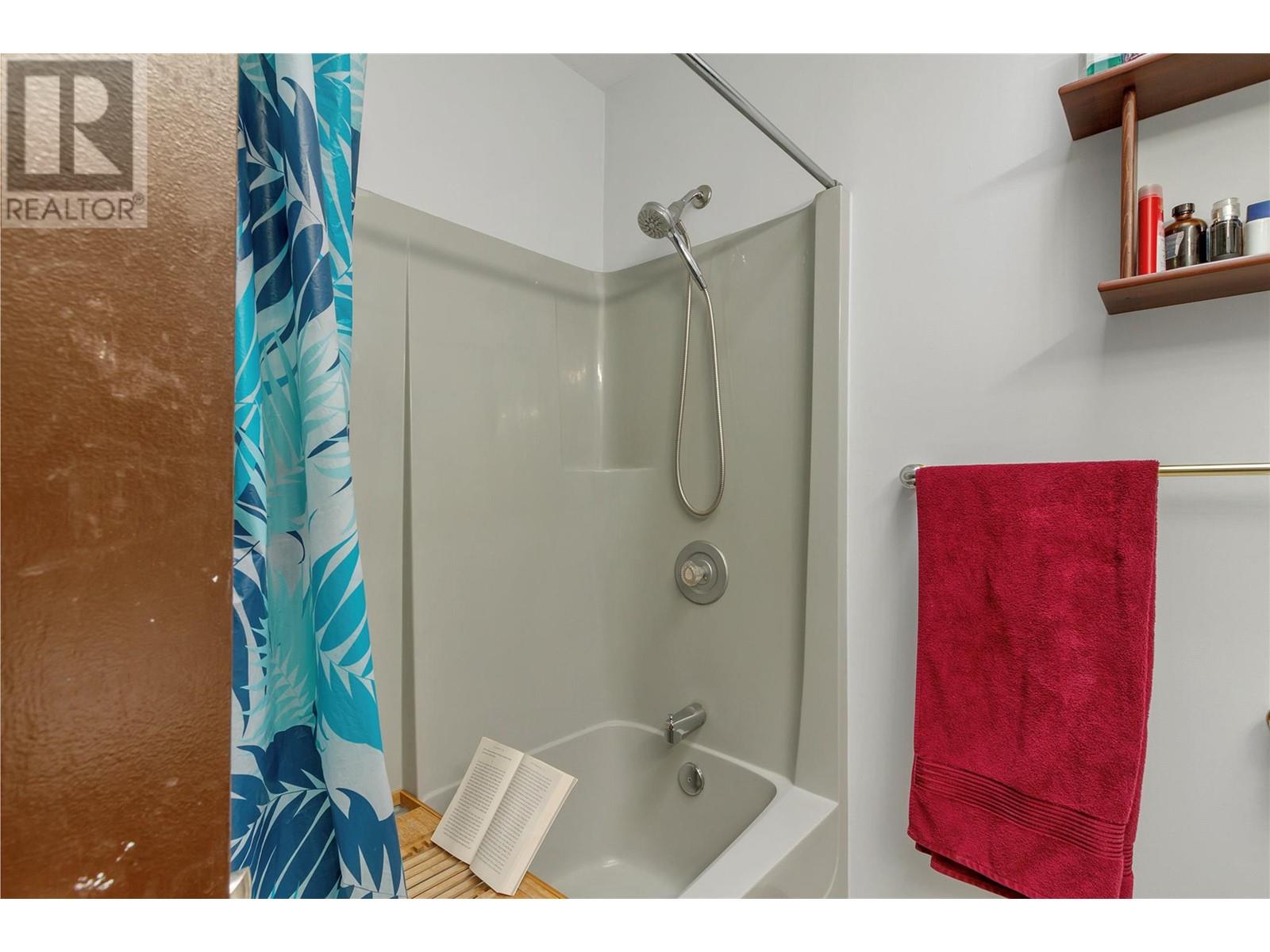 4317 Wellington Drive Property Photo 20