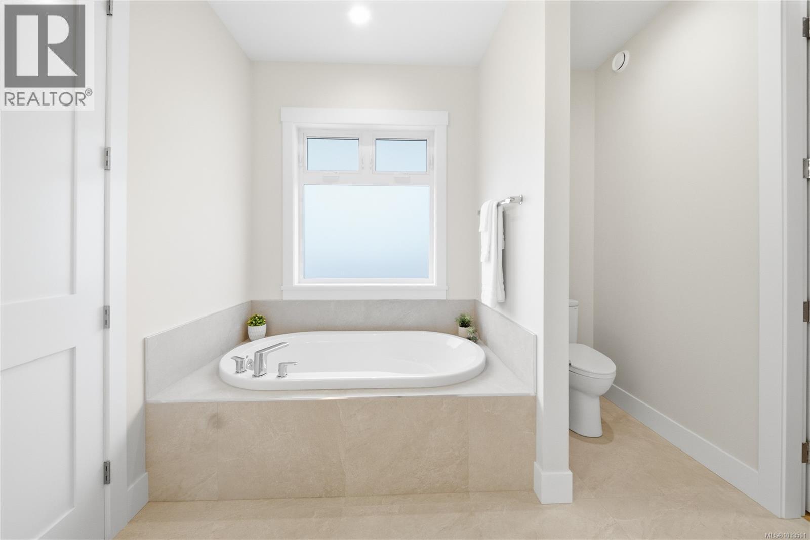 409 Hummingbird Pl Property Photo 23