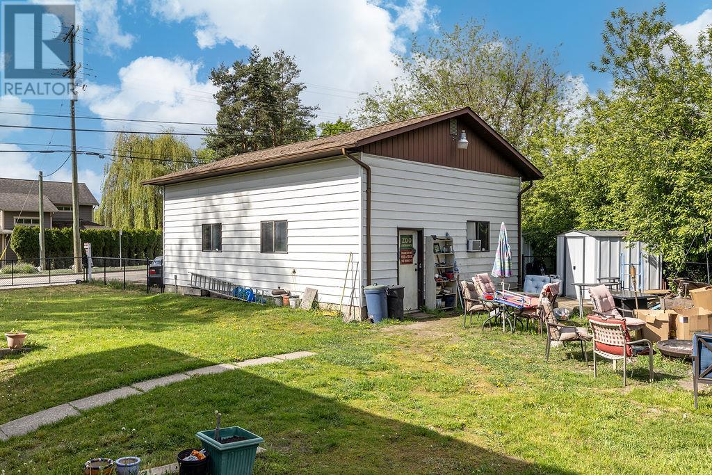 3605 Schubert Road Property Photo 6