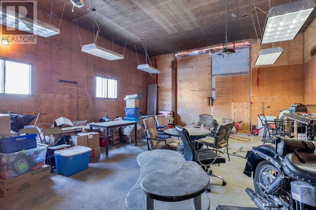 3605 Schubert Road Property Photo 28
