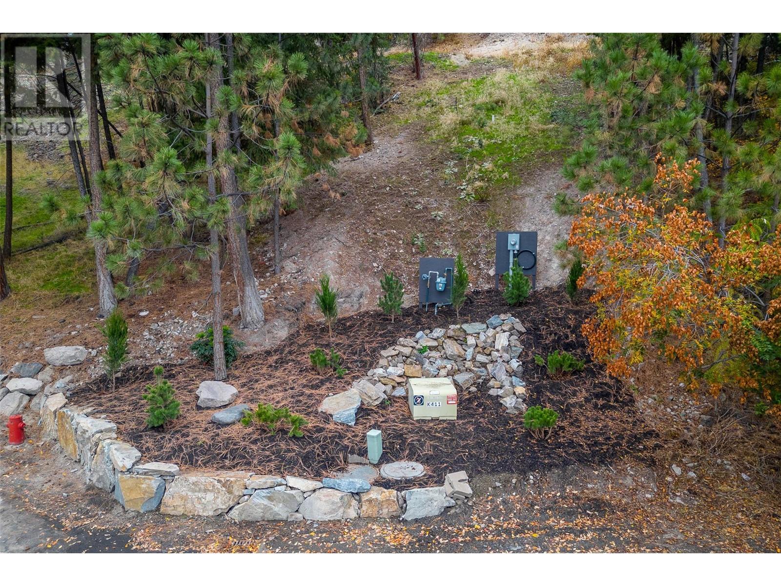 898 Lloyd Jones Drive Property Photo 31
